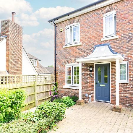 Riverside Stays, Modern House Stays, Shefford, Bedfordshire ภายนอก รูปภาพ