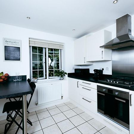 Riverside Stays, Modern House Stays, Shefford, Bedfordshire ภายนอก รูปภาพ