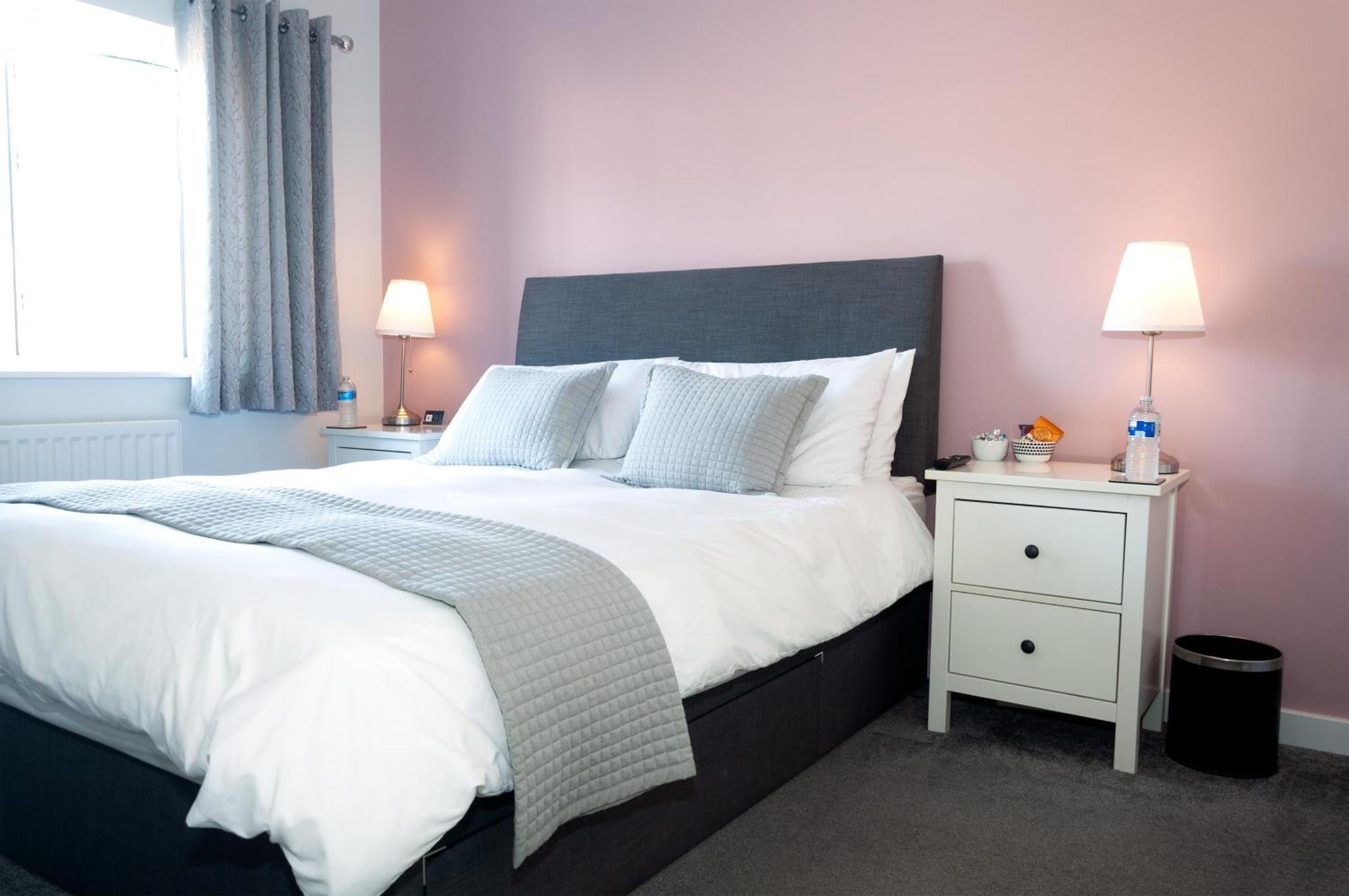 Riverside Stays, Modern House Stays, Shefford, Bedfordshire ภายนอก รูปภาพ