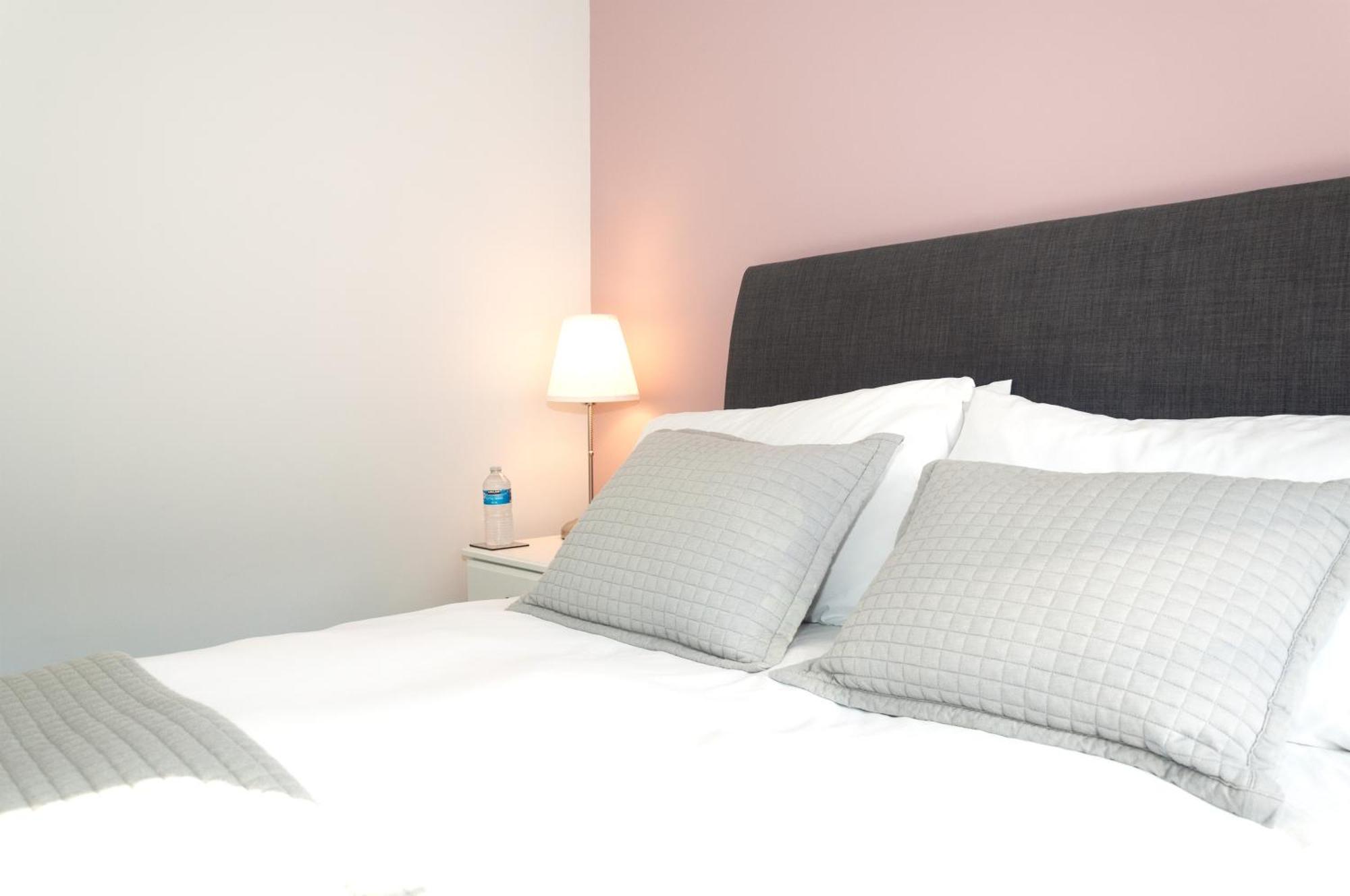 Riverside Stays, Modern House Stays, Shefford, Bedfordshire ภายนอก รูปภาพ