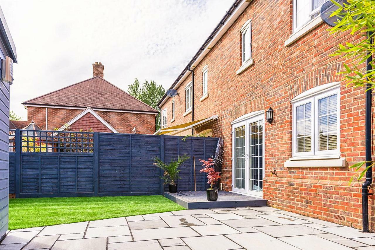 Riverside Stays, Modern House Stays, Shefford, Bedfordshire ภายนอก รูปภาพ